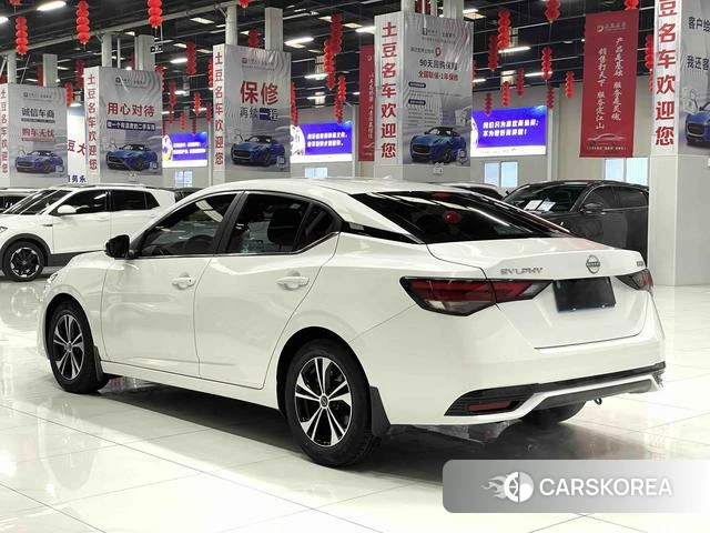 Nissan Sylphy 2023 Белый из Китая, фото 4