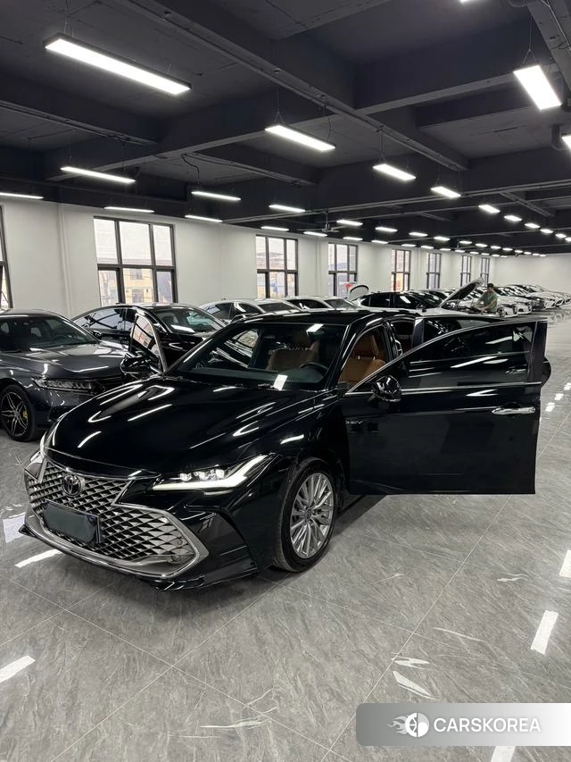 Toyota Avalon 2025 Черный из Китая, фото 4