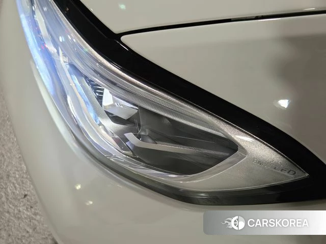 BMW 3 Series (G20) 2021 Белый из Кореи, фото 4