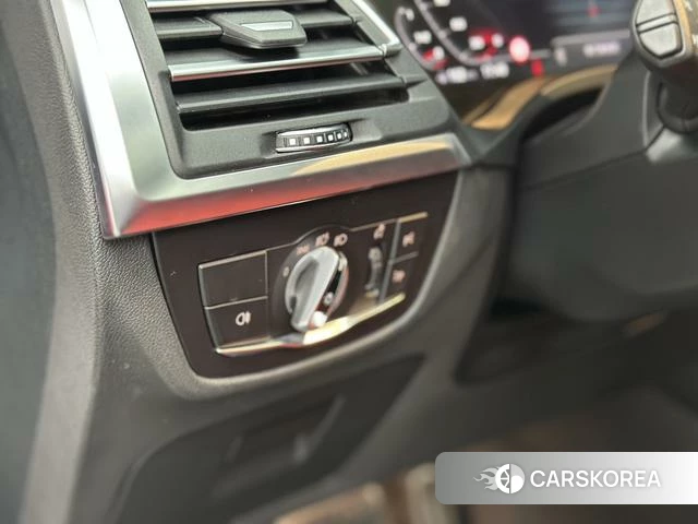 BMW X3 2023 Черный из Китая, фото 4