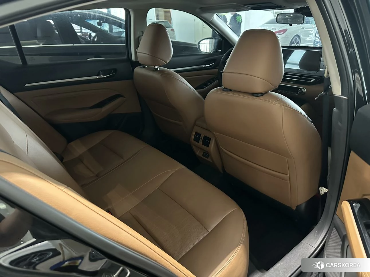 Nissan Altima 2022 Черный из Китая, фото 4