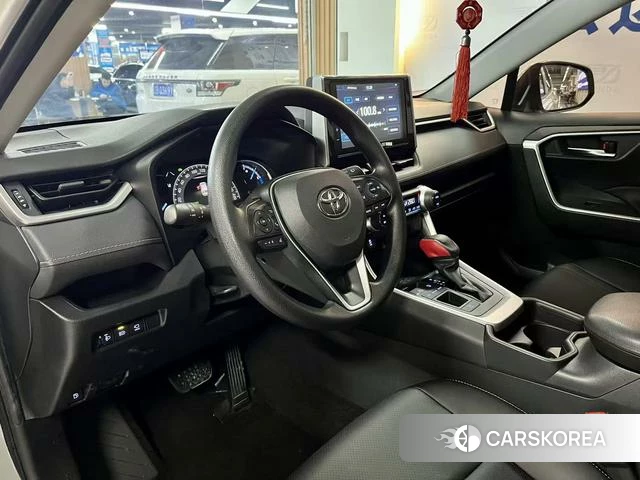 Toyota RAV4 2021 Белый из Китая, фото 4