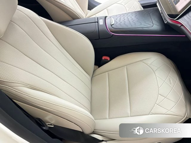 Mercedes-Benz E-Class W214 2025 Белый из Кореи, фото 4
