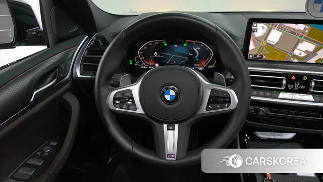 BMW X4 (G02) 2025 Светло-серебряный цвет из Кореи, фото 4