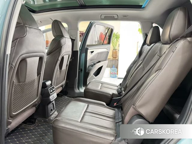 Audi Q5L 2023 Зеленый из Китая, фото 4