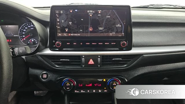 Kia The New K3 2nd generation 2022 Белый из Кореи, фото 4