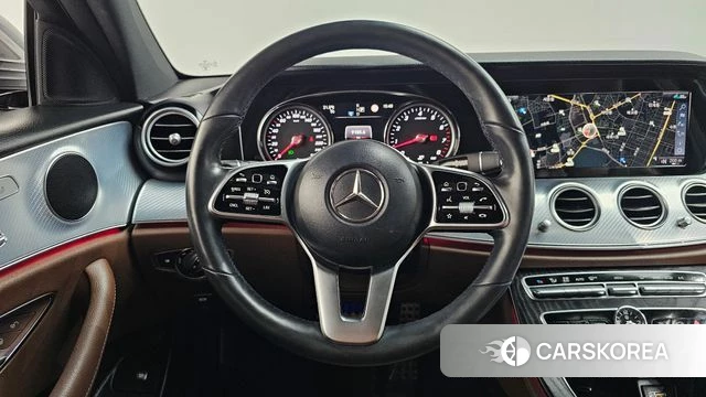 Mercedes-Benz E-Class W213 2019 Серебристо-серый из Кореи, фото 4