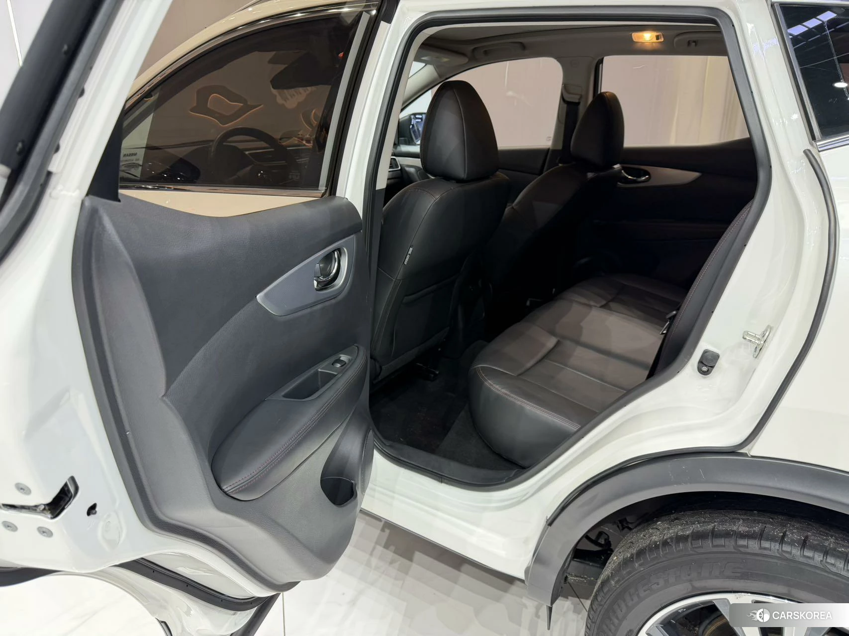 Nissan Qashqai 2021 Белый из Китая, фото 4