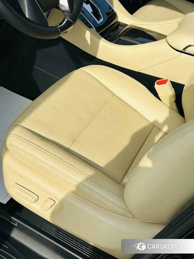 Toyota Vellfire 2021 Черный из Китая, фото 4