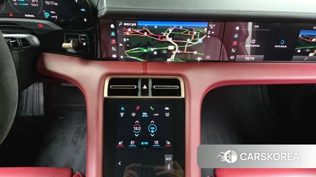 Porsche Taycan 2023 Серебристо-серый из Кореи, фото 4