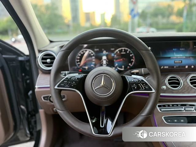 Mercedes-Benz E-Class 2021 Черный из Китая, фото 4