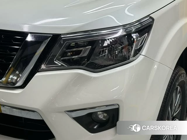 Nissan Terra 2022 Белый из Китая, фото 4