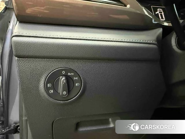 Volkswagen Tharu 2021 Темно-серый из Китая, фото 4
