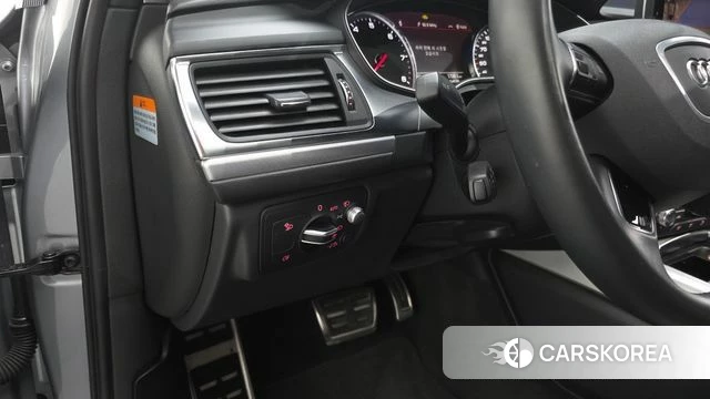Audi New A6 2018 Серебристо-серый из Кореи, фото 4