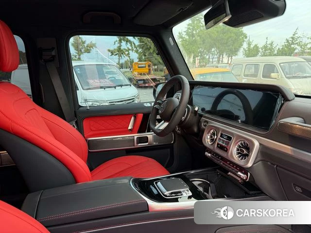 Mercedes-Benz G-Class 2026 Черный из Китая, фото 4