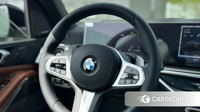 BMW X7 (G07) 2026 Серый из Кореи, фото 4