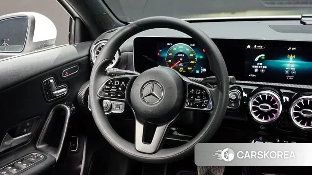 Mercedes-Benz A-Class W177 2020 Белый из Кореи, фото 4