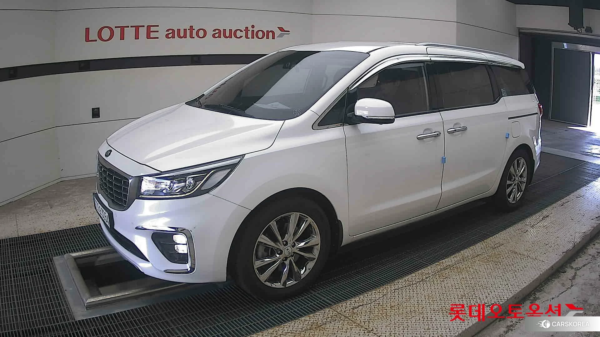Kia Carnival id 4990106 из Кореи 4