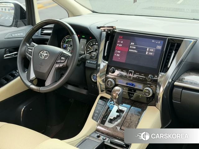 Toyota Alphard 2023 Белый из Китая, фото 4