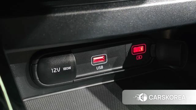 Kia The New K3 2nd generation 2024 Белый из Кореи, фото 4