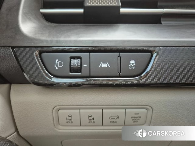 Kia Carnival 4th generation 2022 Жемчужный цвет из Кореи, фото 4