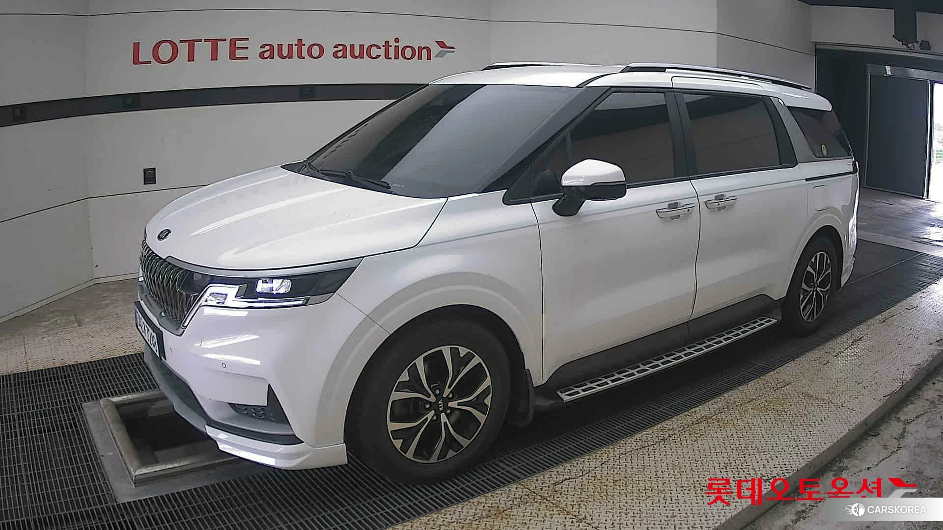 Kia Carnival 2021 Белый из Кореи, фото 4