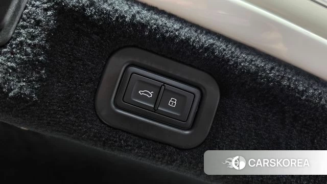 Bentley Flying Spur 3rd Generation 2022 Белый из Кореи, фото 4