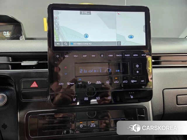 Hyundai Staria 2022 Желтый из Кореи, фото 4