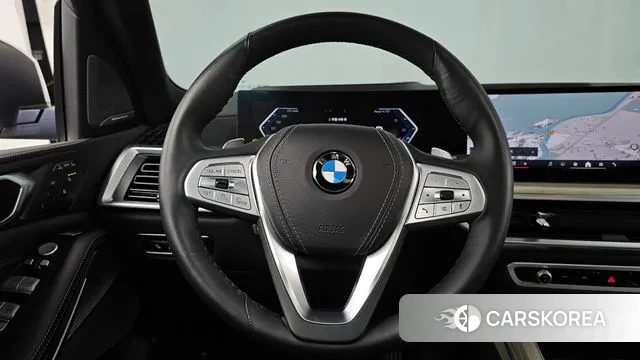 BMW X7 (G07) 2025 Белый из Кореи, фото 4