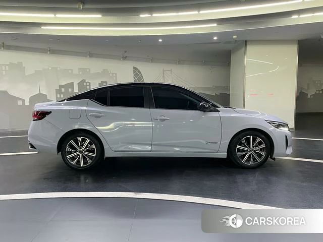 Nissan Sylphy 2023 Другой из Китая, фото 4