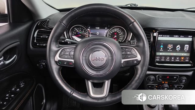 Jeep Compass 2nd Generation 2019 Белый из Кореи, фото 4