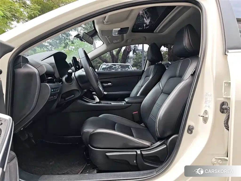 Nissan Sylphy 2023 Белый из Китая, фото 4