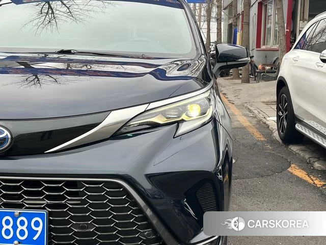 Toyota Granvia 2023 Черный из Китая, фото 4