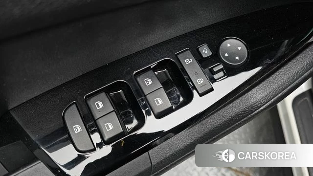 Kia Sportage 5th Generation Hybrid 2022 Белый из Кореи, фото 4