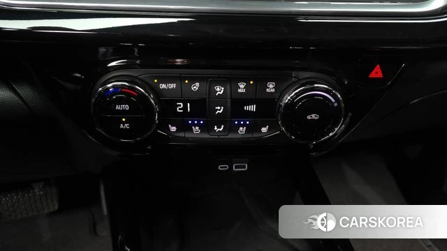 Chevrolet (GM Daewoo) Trax Crossover 2023 Синий нефрит из Кореи, фото 4