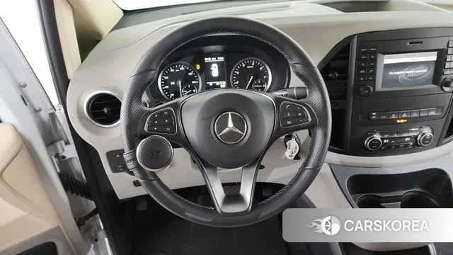 Mercedes-Benz V-Class 2020 Белый из Кореи, фото 4