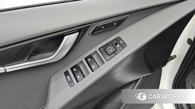 Kia Di Ol Nu Niro 2025 Белый из Кореи, фото 4
