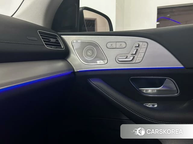 Mercedes-Benz GLE 2024 Черный из Китая, фото 4