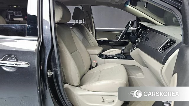 Kia The New Carnival 2018 Серый из Кореи, фото 4