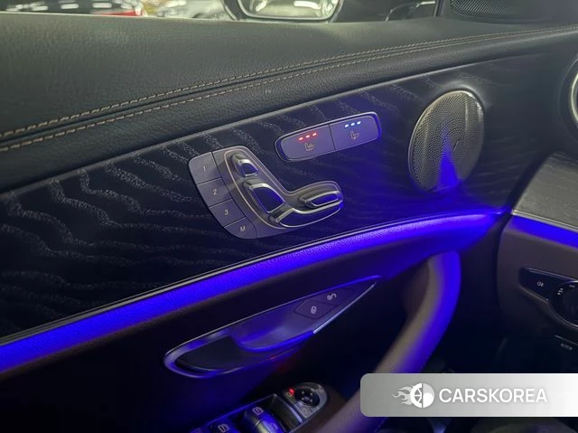 Mercedes-Benz E-Class W213 2022 Серый из Кореи, фото 4