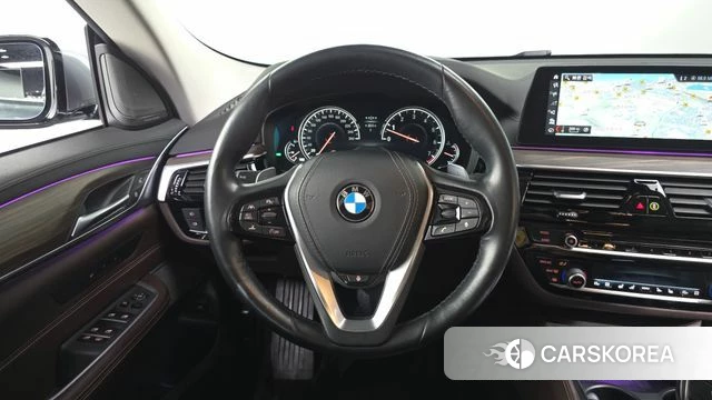 BMW 6 Series GT (G32) 2018 Серебристо-серый из Кореи, фото 4
