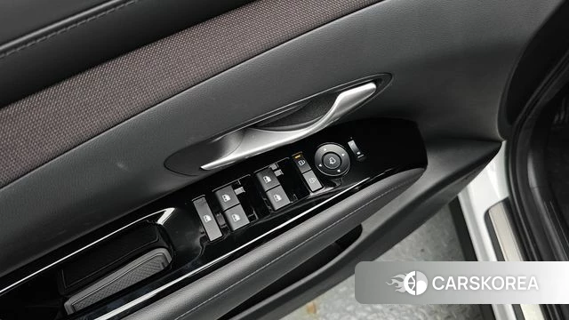 Hyundai The New Tucson Hybrid (NX4) 2024 Белый из Кореи, фото 4