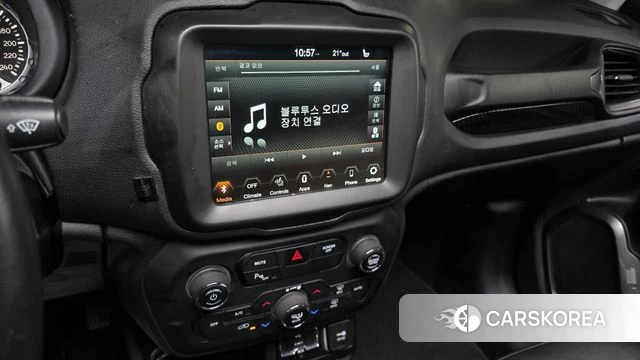 Jeep Renegade 2019 Серебристо-серый из Кореи, фото 4
