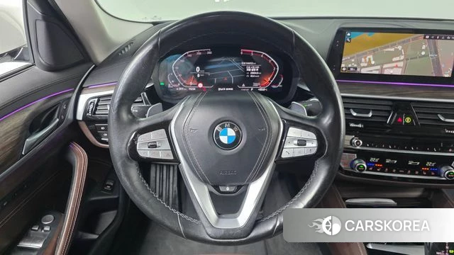 BMW 5 Series (G30) 2019 Белый из Кореи, фото 4