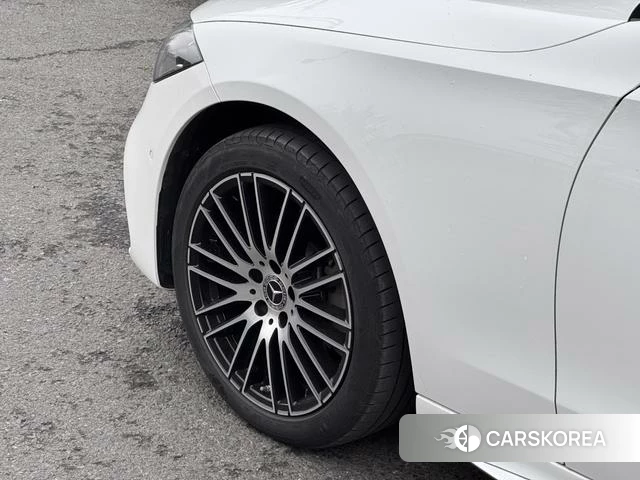 Mercedes-Benz C-class 2023 Белый из Китая, фото 4