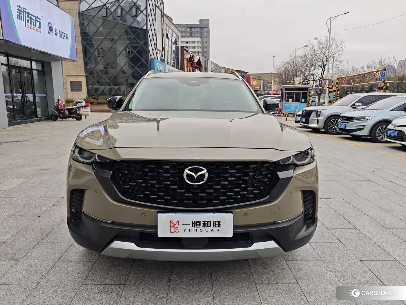 Mazda CX-50 2023 Champagne/brown из Китая, фото 4