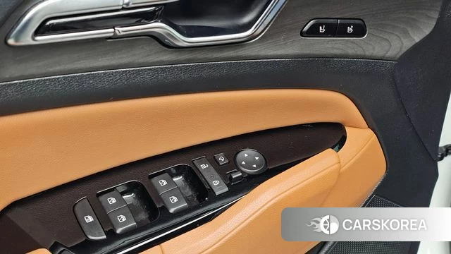 Kia Sportage 5th Generation 2024 Белый из Кореи, фото 4