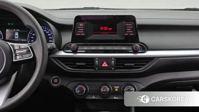 Kia The New K3 2nd generation 2021 Белый из Кореи, фото 4