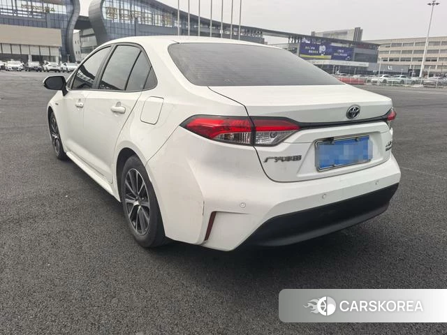 Toyota Levin 2024 Белый из Китая, фото 4