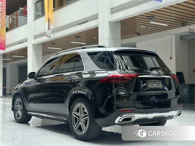 Mercedes-Benz GLE 2024 Черный из Китая, фото 4